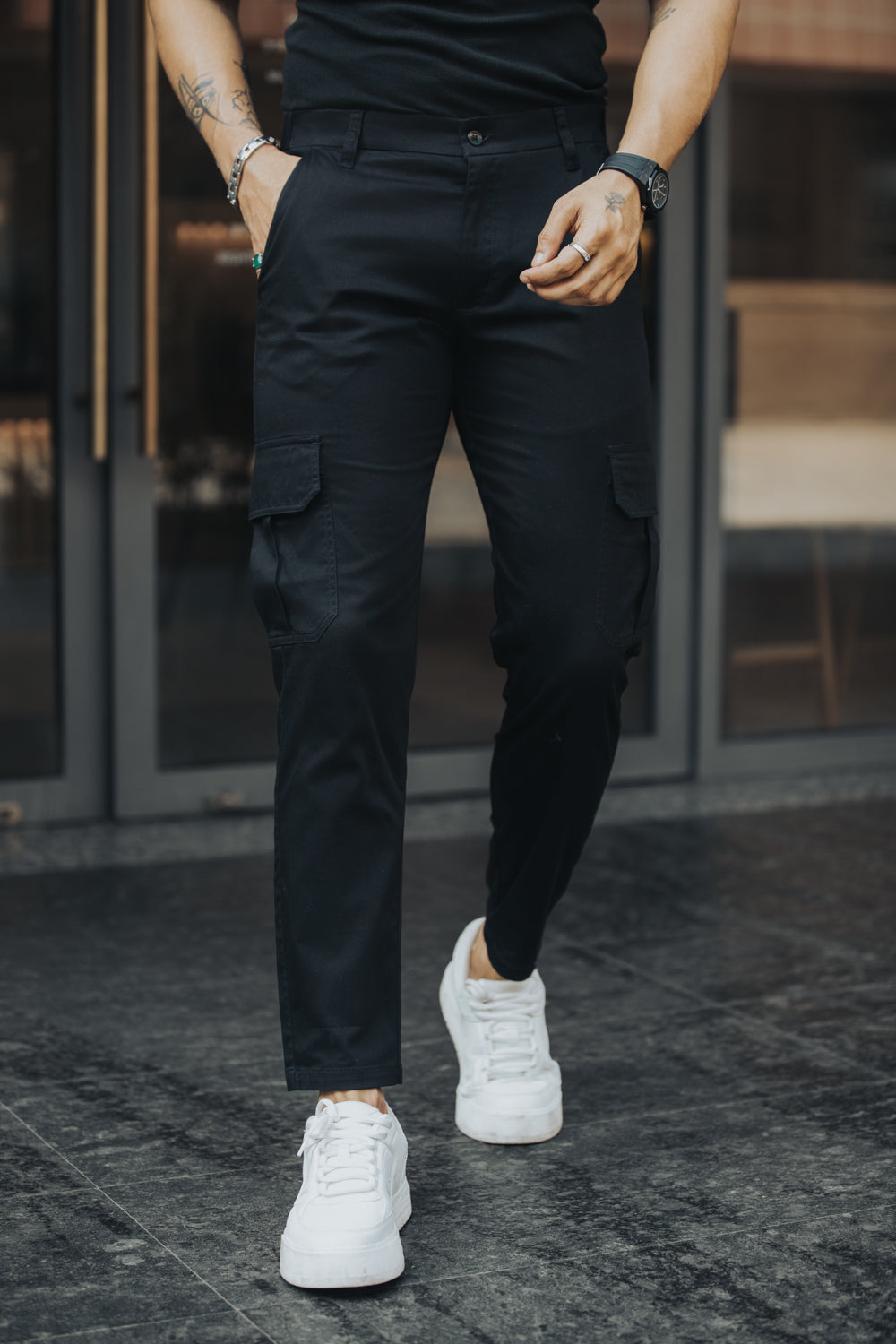 Black Cargo 6-Pocket